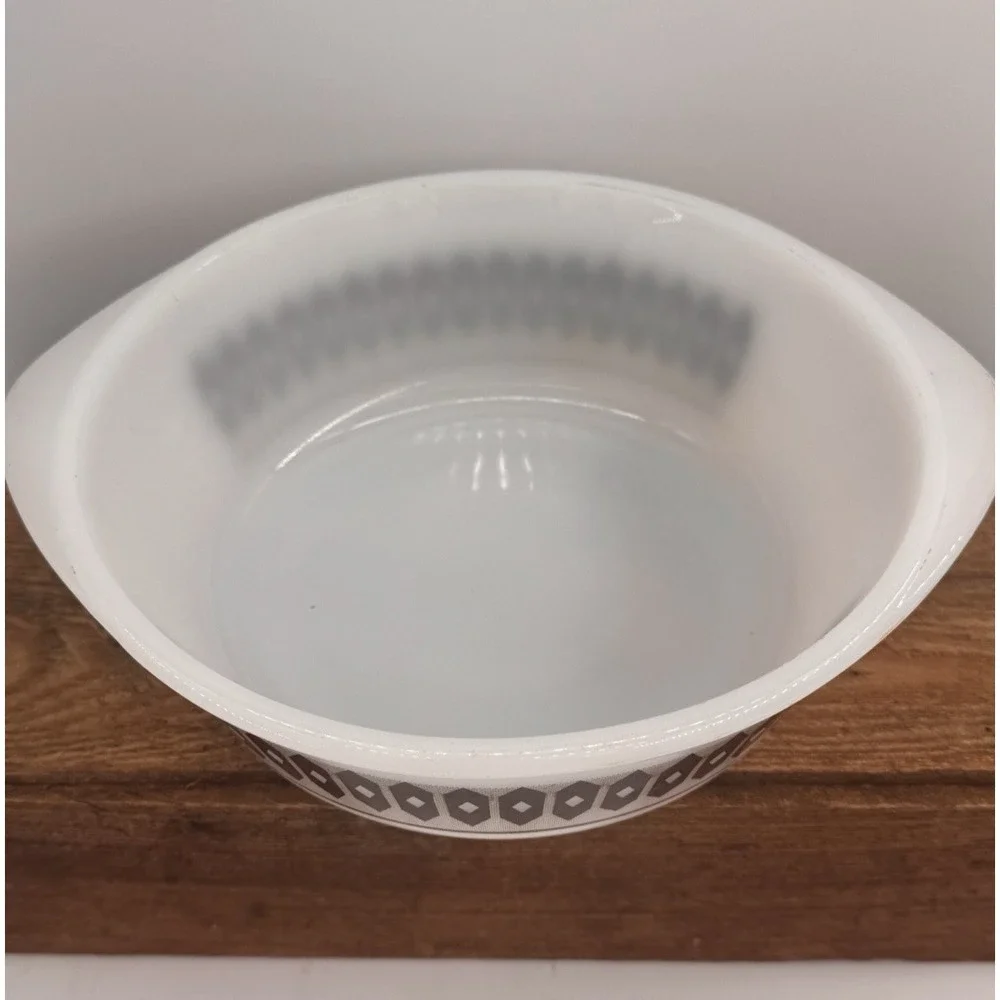 Glasbake J514 2 QT Dish Brown Diamonds Bakeware Vintage Milk‎ Glass No Lid